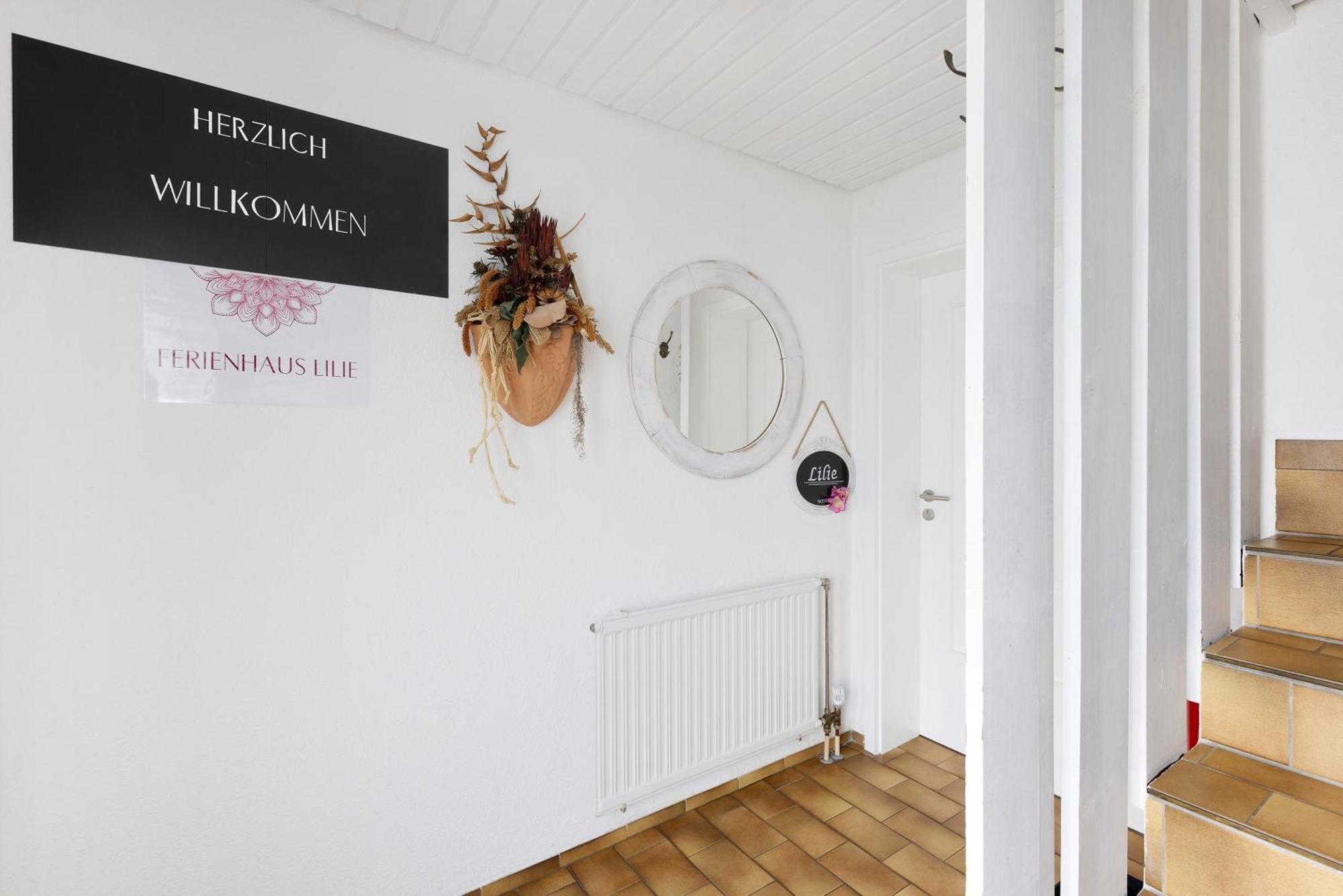 Ferienwohnungen Lilie Und Dahlie Münsingen Extérieur photo